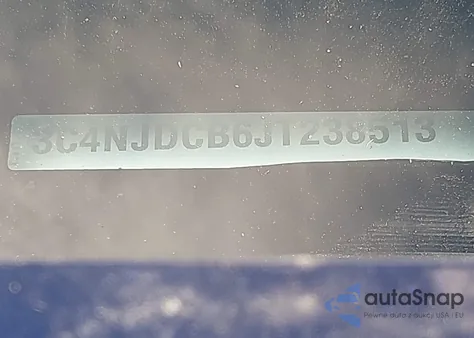 2018 Jeep Compass Limited 4X4 from USA, damaged, VIN 3C4NJDCB6JT238513